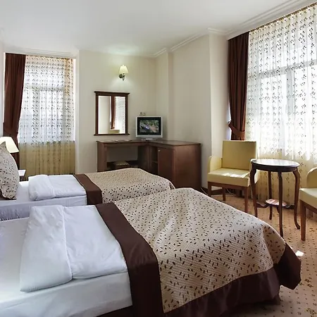 Otel Gabrali & 3*